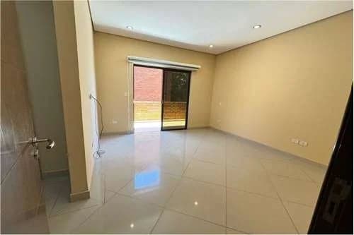 Hermosa residencia en barrio cerrado