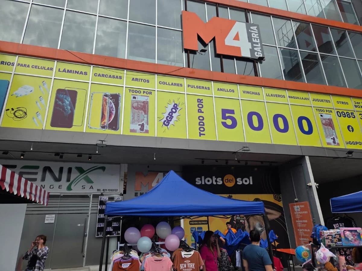 ALQUILO SALÓN COMERCIAL EN BARRIO TENIENTE SILVIO PETTIROSSI, foto principal