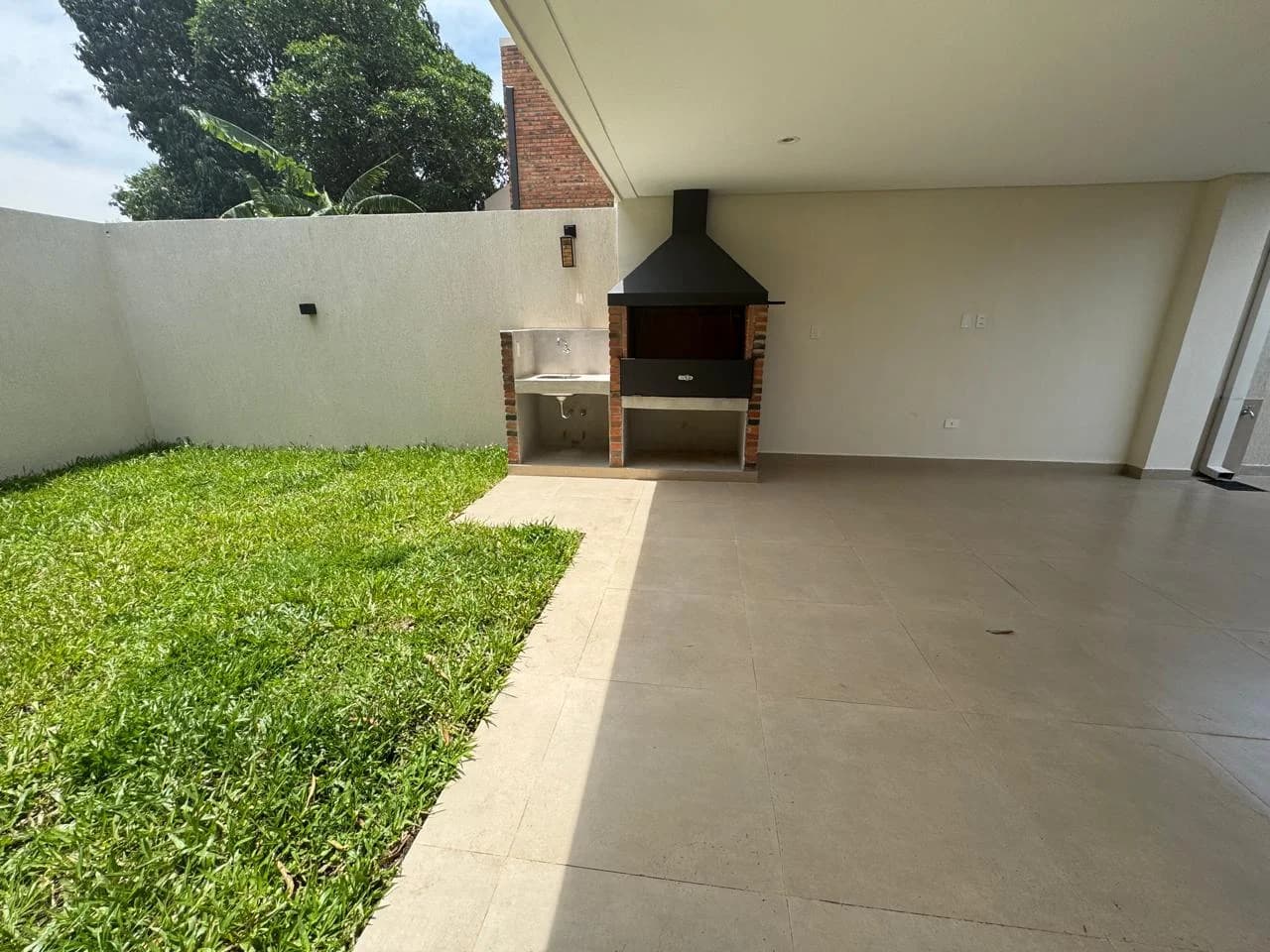 VENDO VIVIENDA UNIFAMILIARES TIPO DÚPLEX en el CUARTO BARRIO de la ciudad de LUQUE.