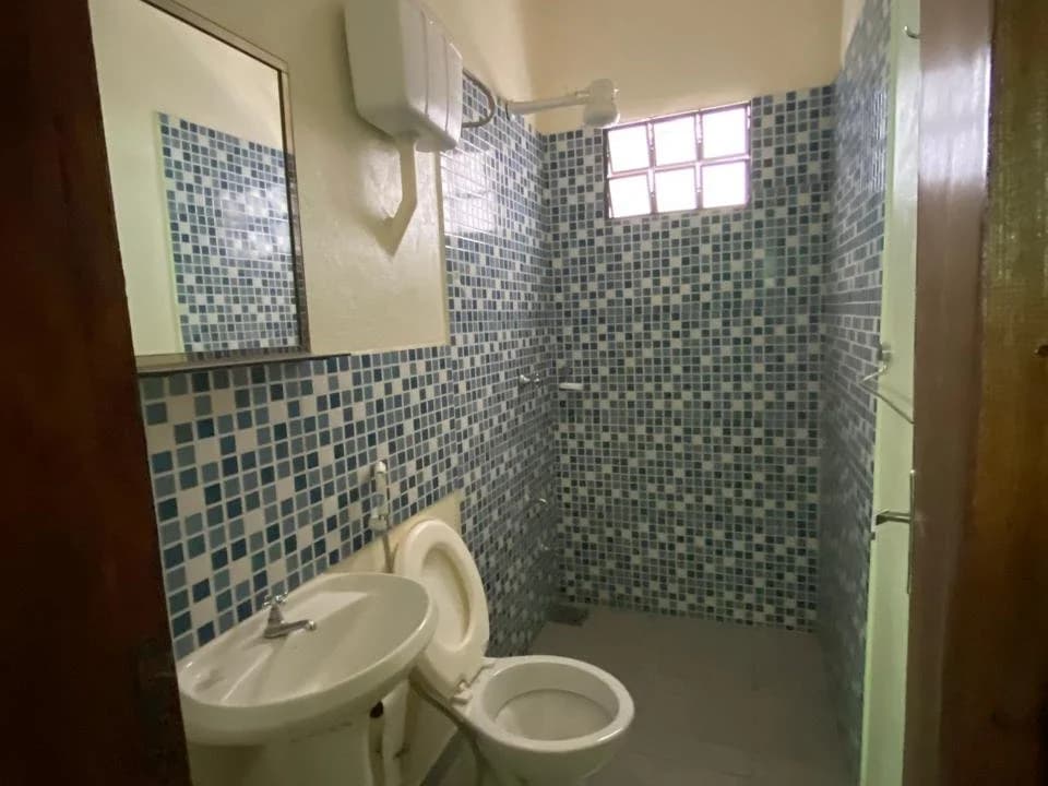 MONOAMBIENTE AMOBLADO EN BARRIO OBRERO, ASUNCIÓN. 
