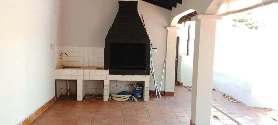 SE ALQUILA CASA EN RECOLETA