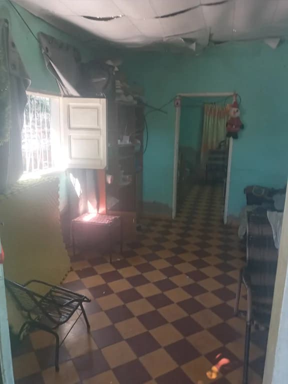 casa a 4 cuadras de ruta acceso sur, todo asfaltado. ñemby, barrio pa,i ñu, 