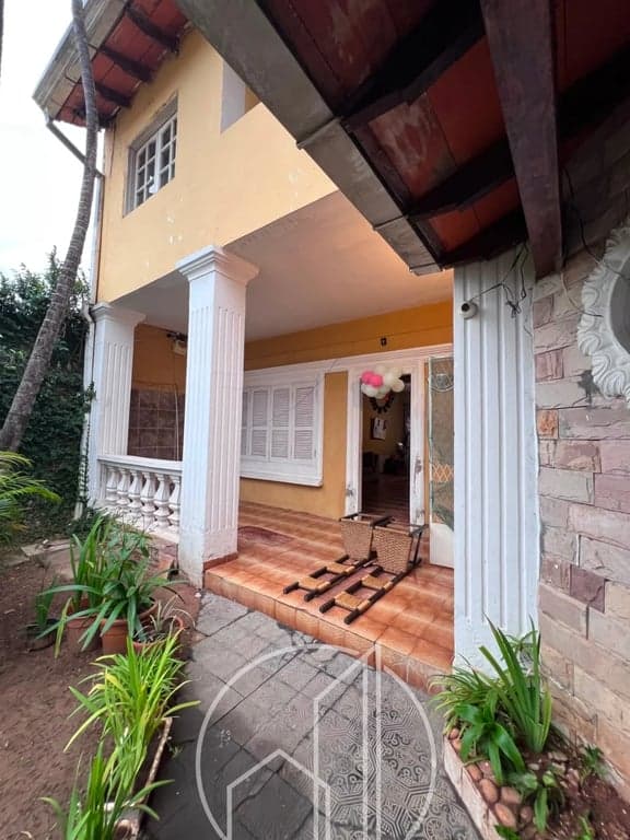 En venta | Casa en Barrio Bella Vista – Asunción