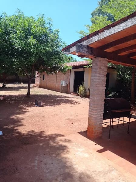 CASA CON TERRENO GIGANTE EN CAPIATA