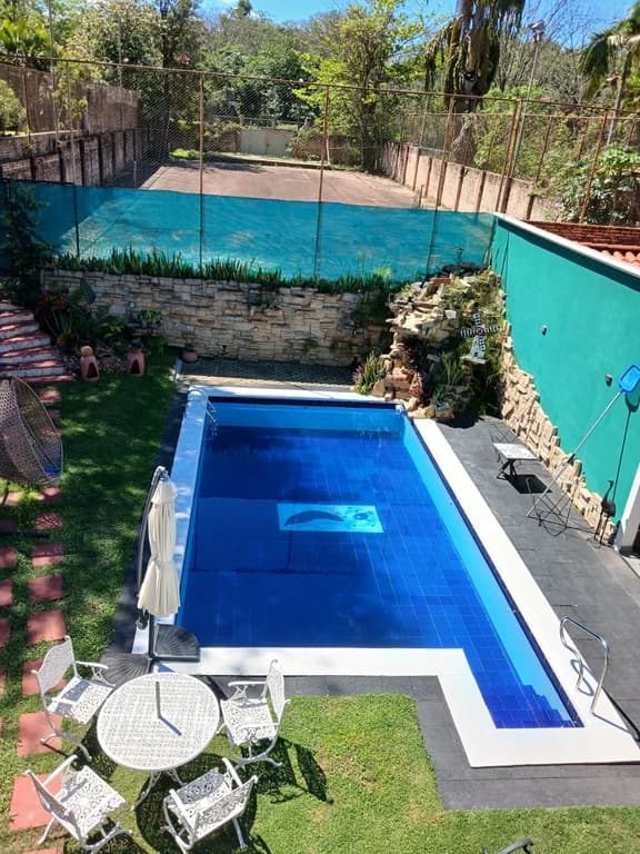 CASA EN VENTA en SAN BERNARDINO, CORDILLERA con Jardin y Piscina