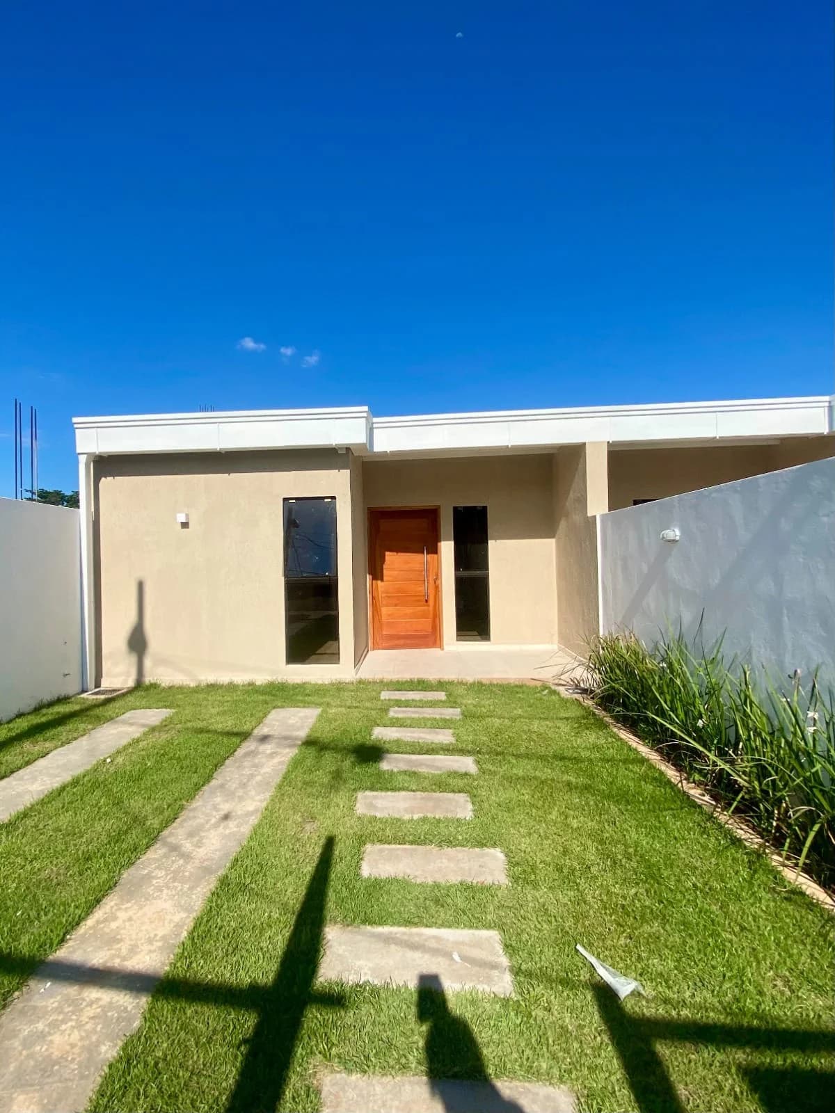 Venta de Chalet a estrenar en Mora Cue Luque 