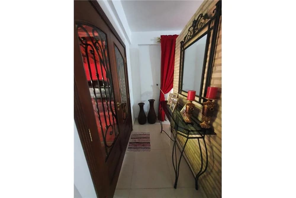 Casa Venta Barcequillo Residencia - Venta - San Lorenzo, Paraguay 240,000 $