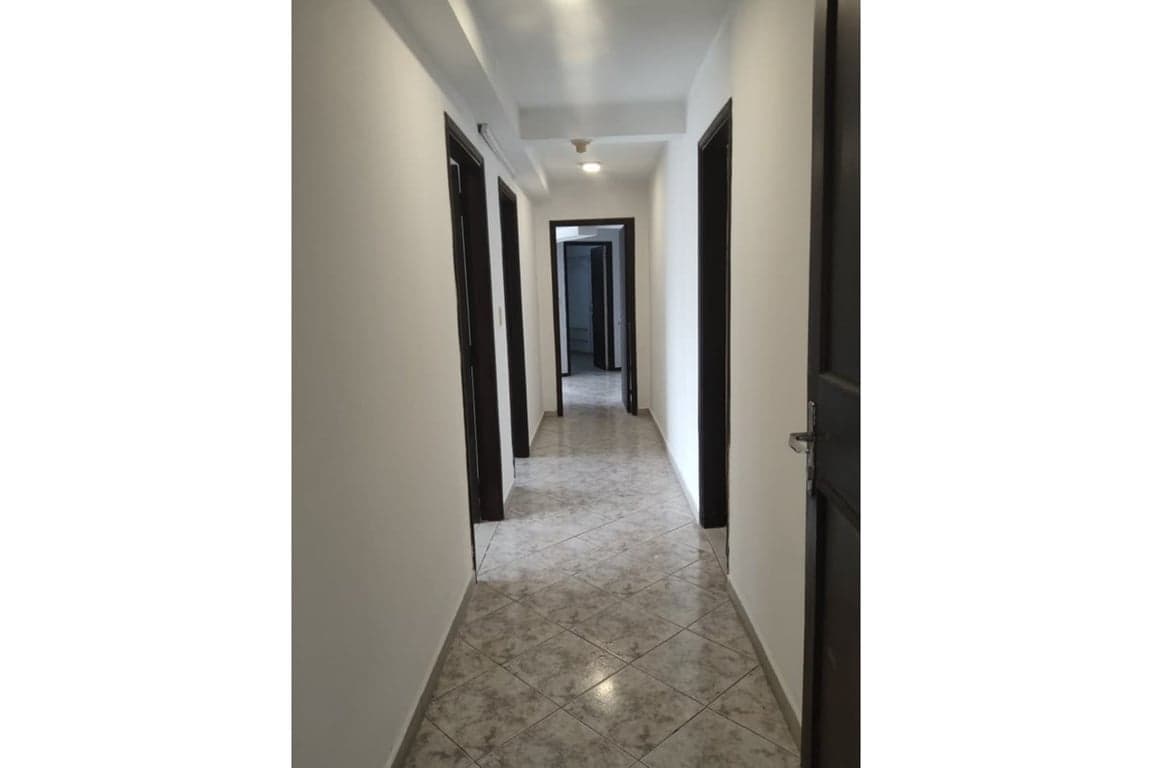 VENDO AMPLIO DEPARTAMENTO EN EL CENTRO DE ASUNCION