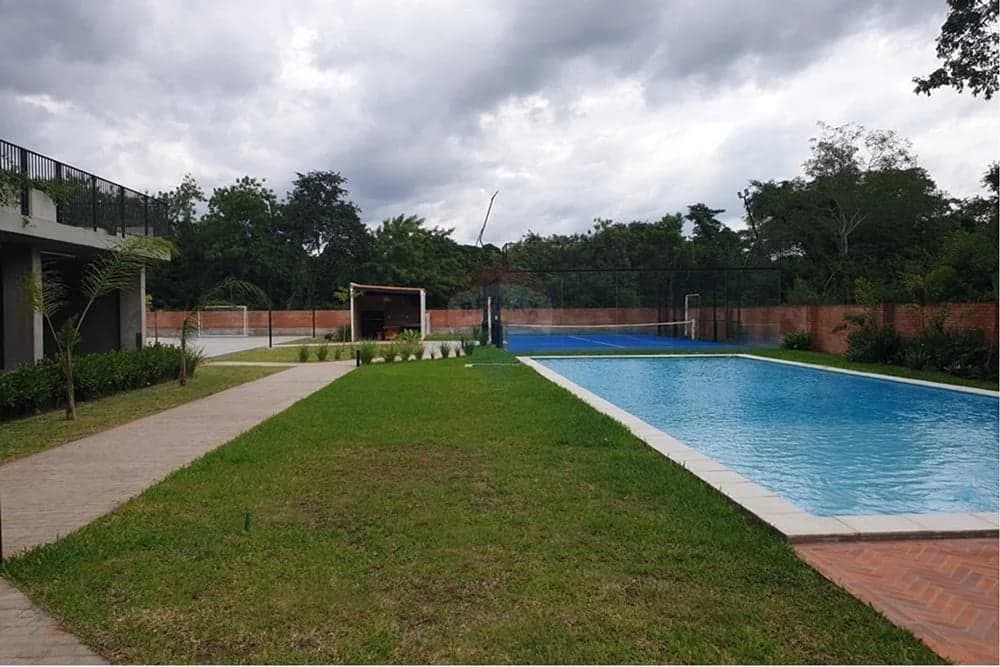 Departamento - Alquiler - Luque, Paraguay 1,900,000 ₲