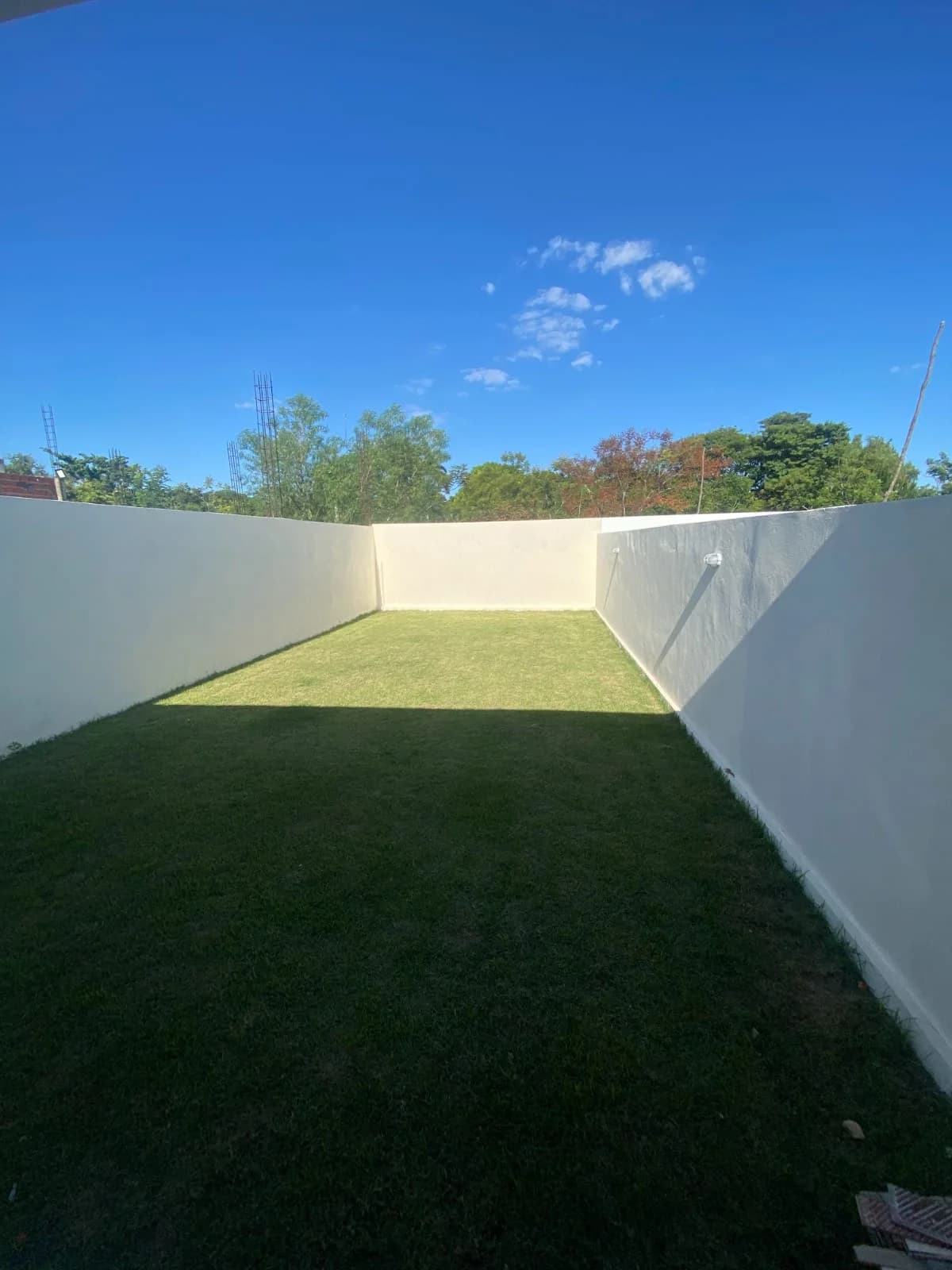 Venta de Chalet a estrenar en Mora Cue Luque 