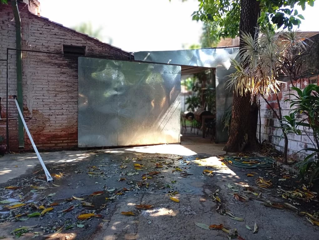 Terreno en Fernando de la Mora zsur a cuadras del Abasto 