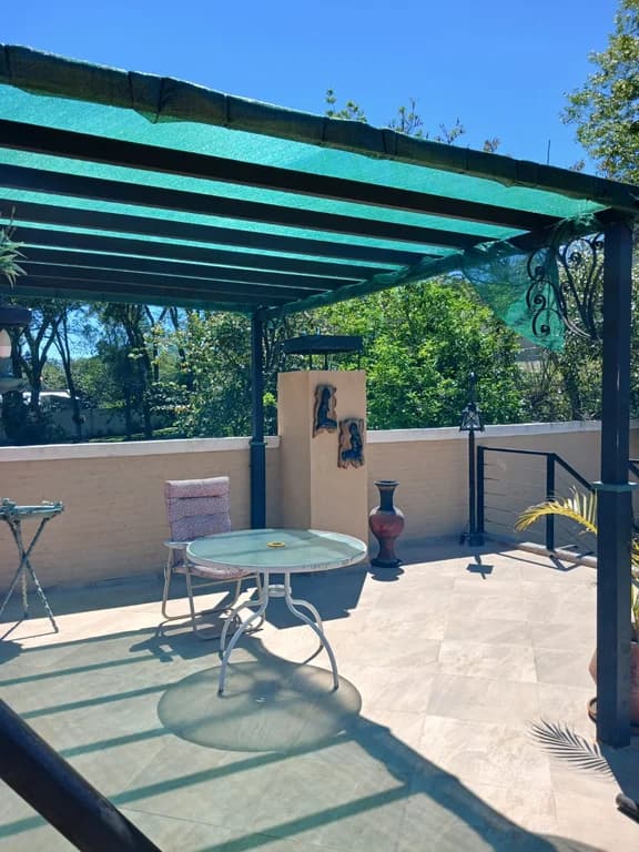 CASA EN VENTA en SAN BERNARDINO, CORDILLERA con Jardin y Piscina