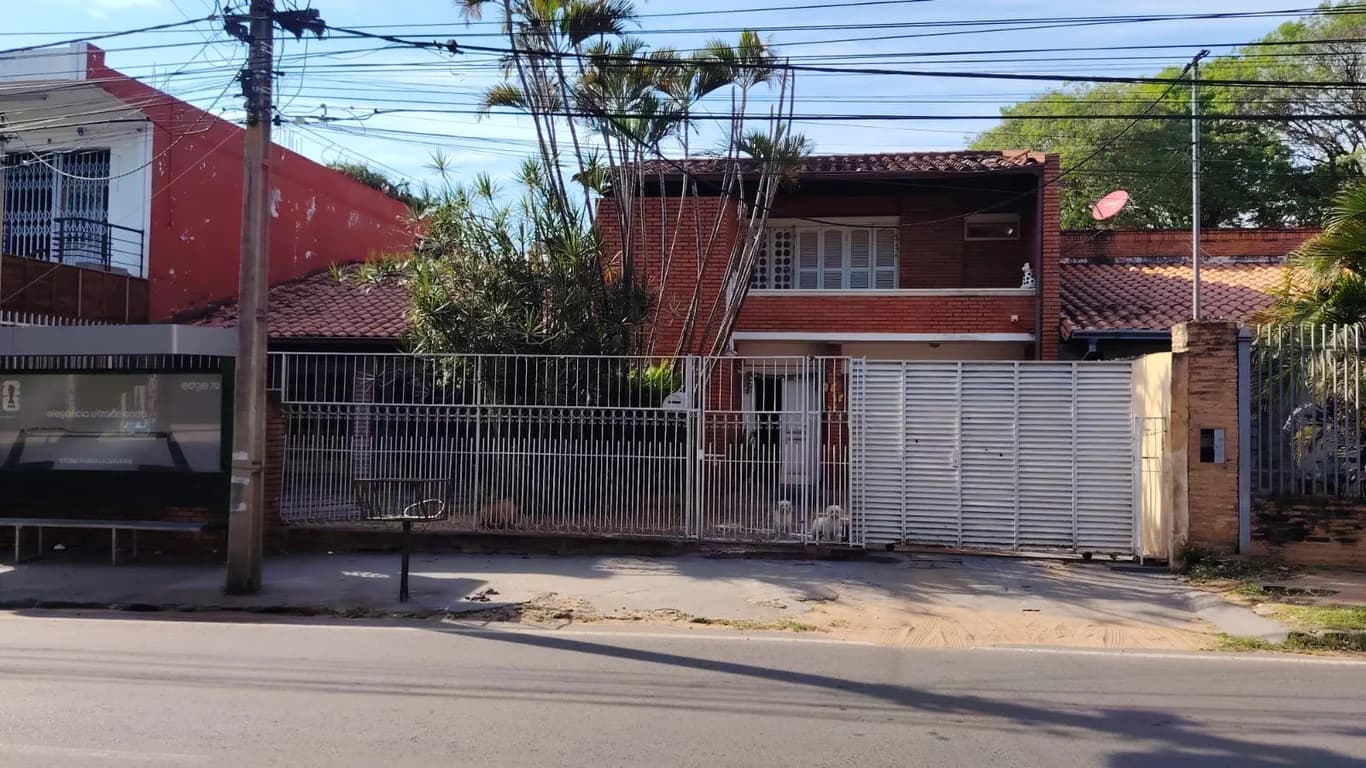 Casa en Asunción, Barrio las lomas