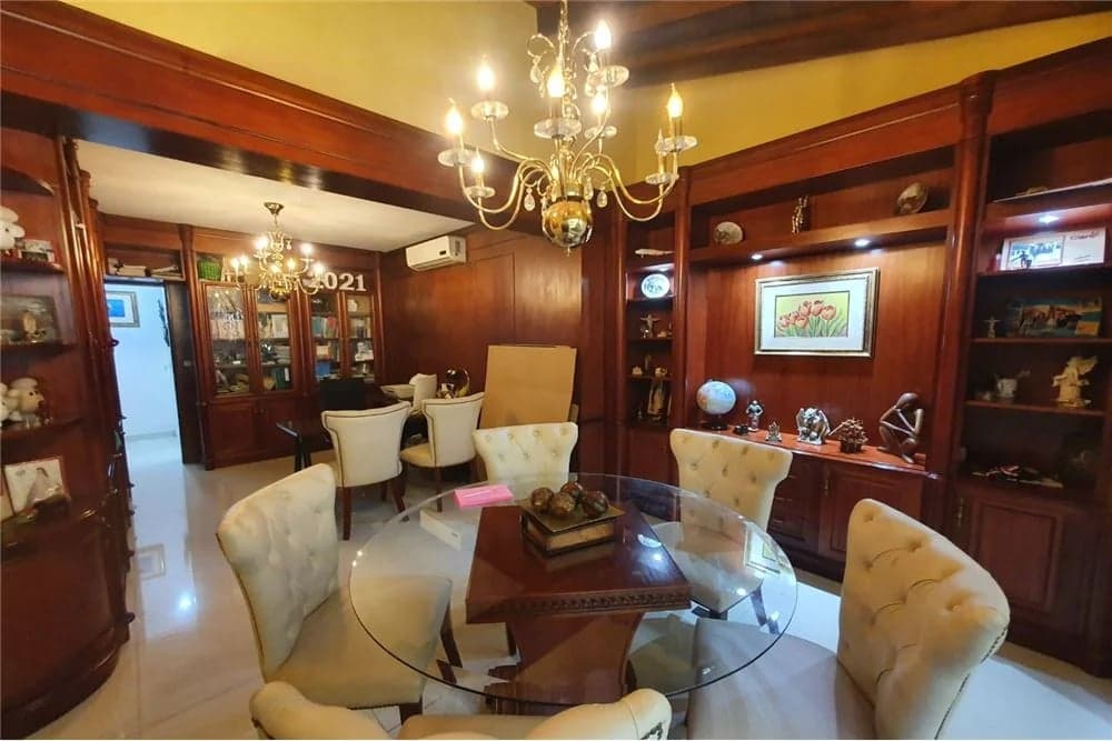 Casa Venta Barcequillo Residencia - Venta - San Lorenzo, Paraguay 240,000 $