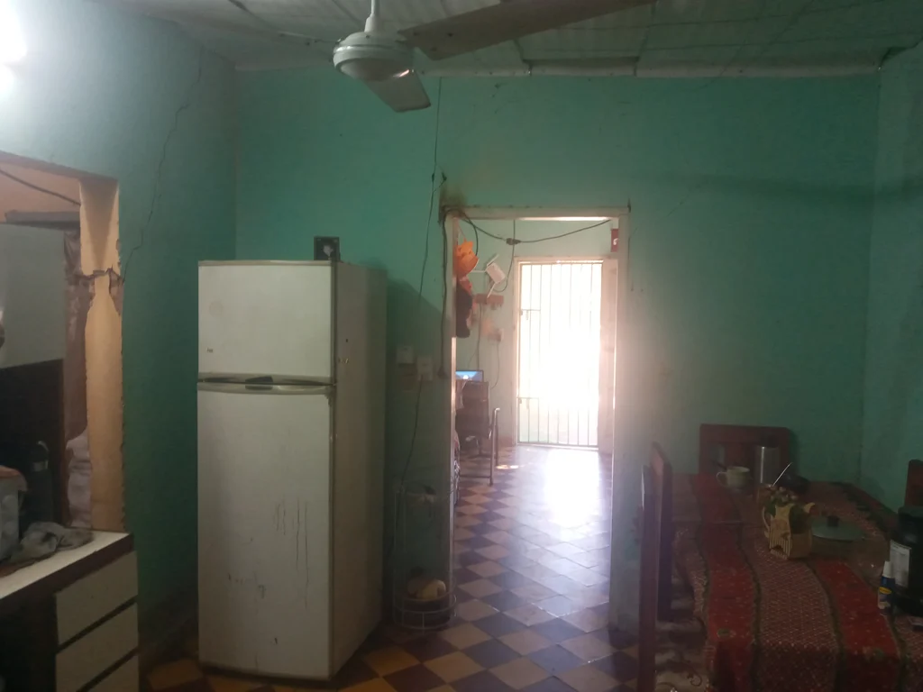casa a 4 cuadras de ruta acceso sur, todo asfaltado. ñemby, barrio pa,i ñu, 