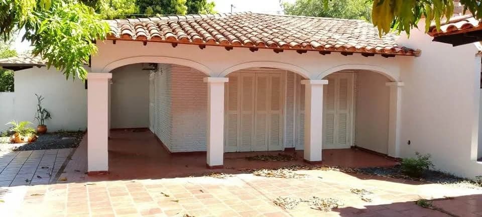 SE ALQUILA CASA EN RECOLETA