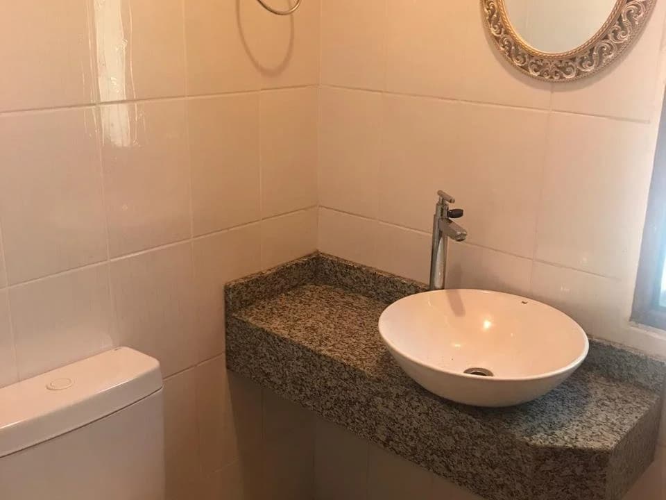 ALQUILO DÚPLEX EN BARRIO SANTA ANA, ASUNCIÓN. 