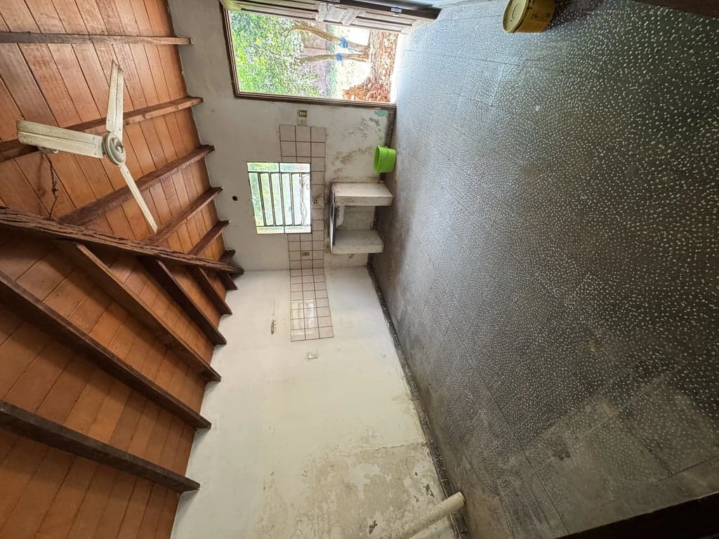 Vendo casa a remodelar en Luque 