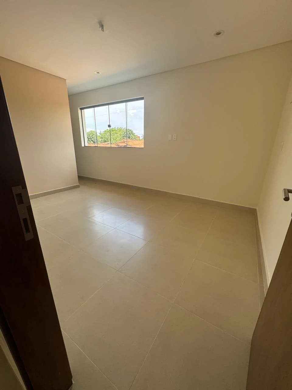 VENDO VIVIENDA UNIFAMILIARES TIPO DÚPLEX en el CUARTO BARRIO de la ciudad de LUQUE.