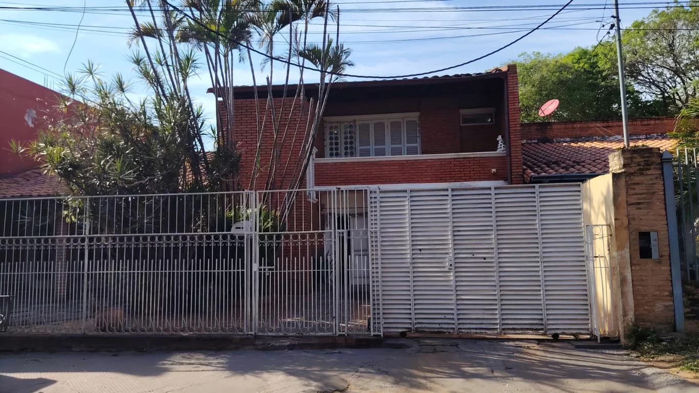 Casa en Asunción, Barrio las lomas