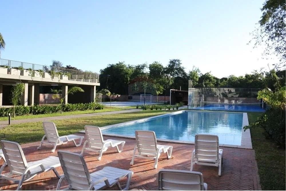 Departamento - Alquiler - Luque, Paraguay 1,900,000 ₲