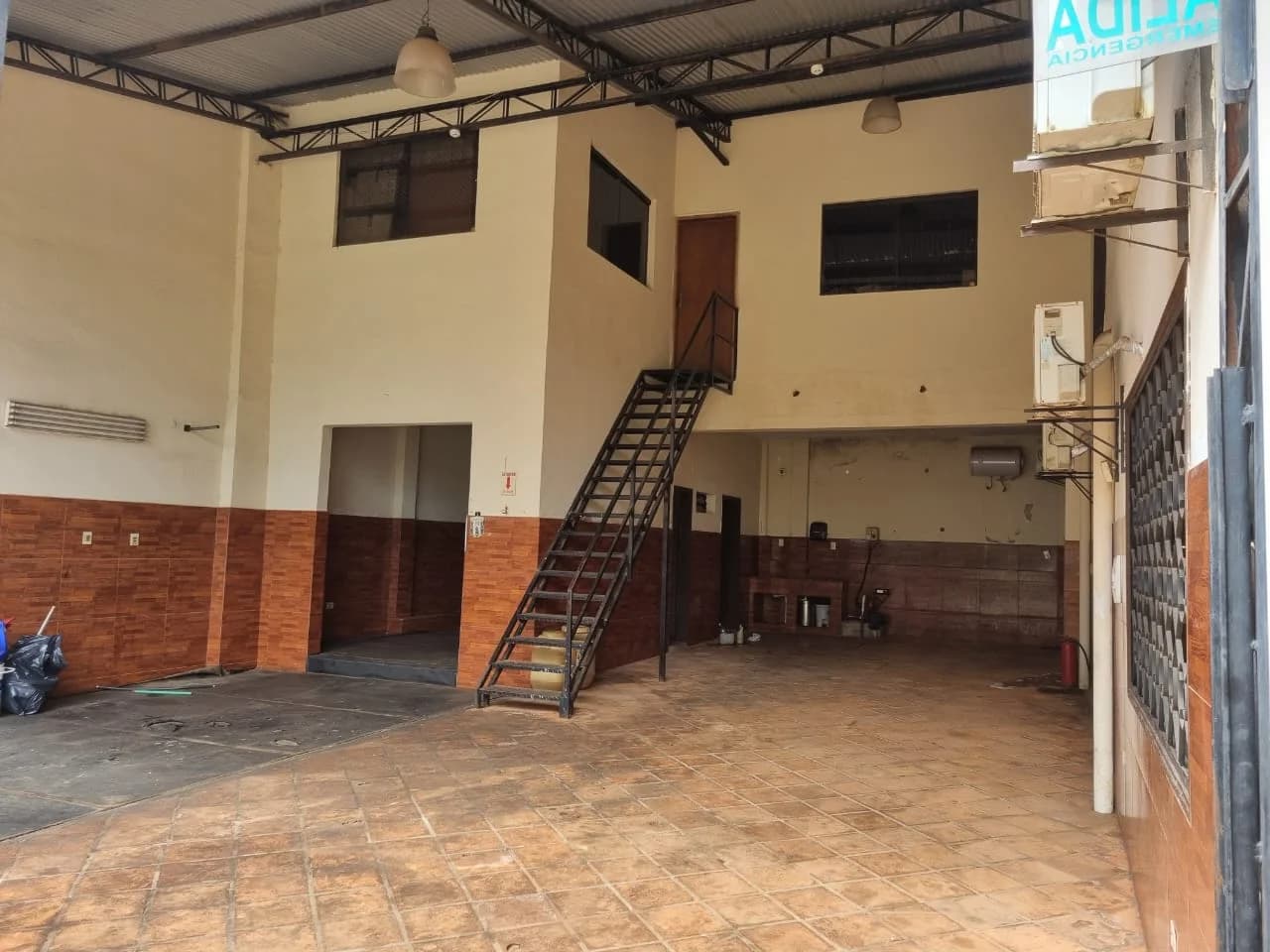 Casa en Laurelty-Luque