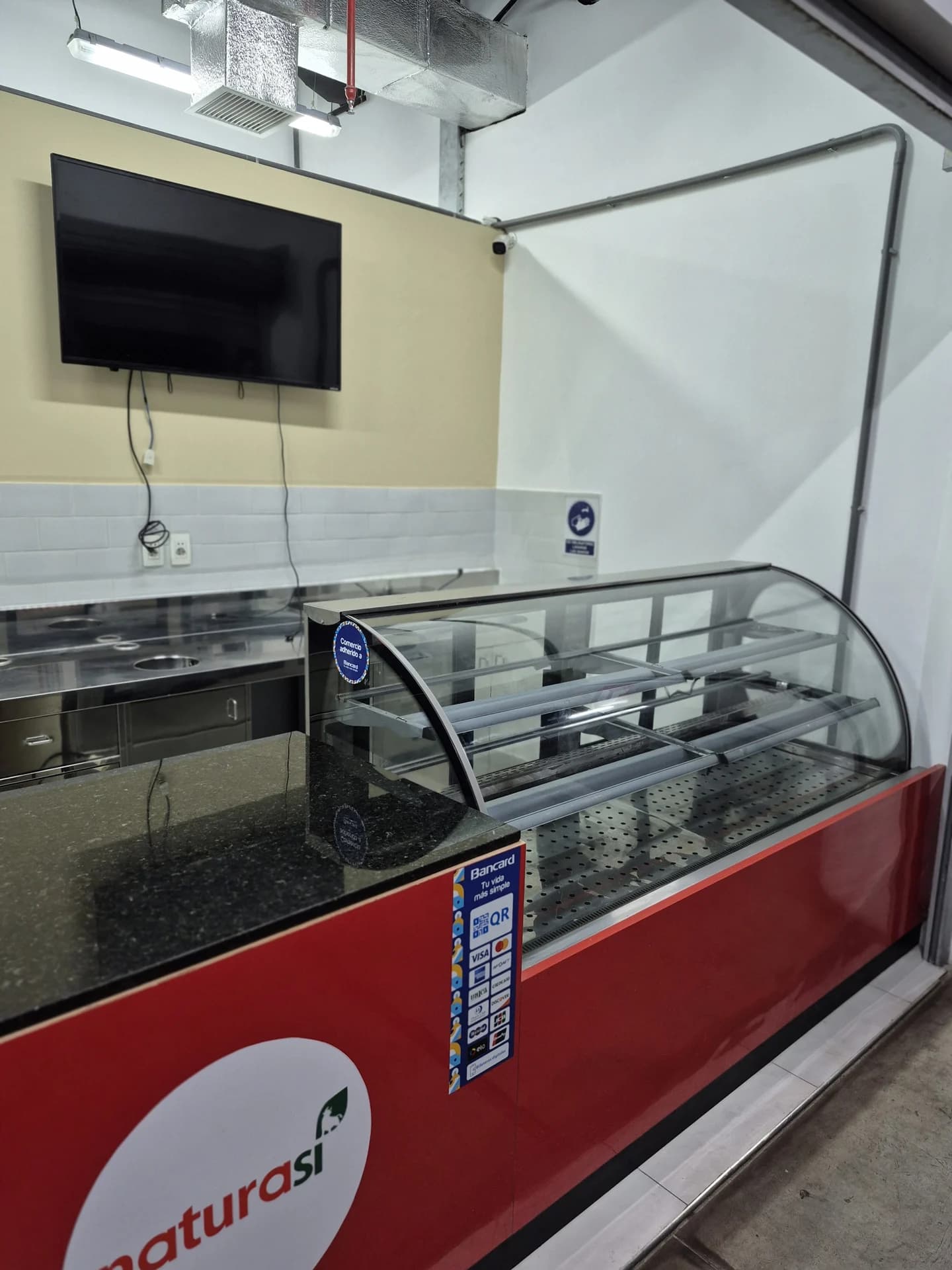LOCAL GASTRONOMICO AMOBADO Y EQUIPADO EN EL MERCADO 4 (M4 GALERIA)