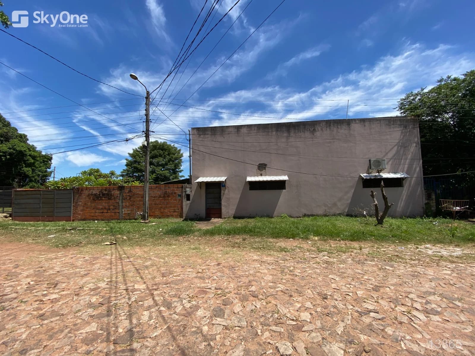 VENTA – DEPÓSITO + SHOWROOM EN MARIANO ROQUE ALONSO, foto principal