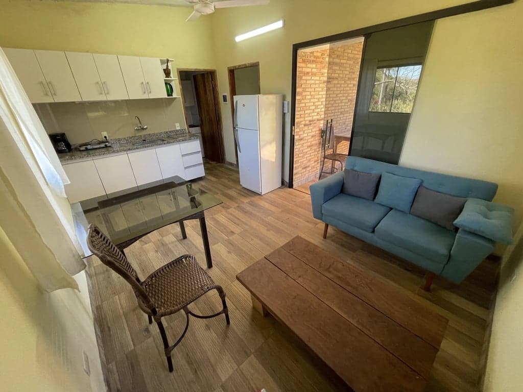 Casa en Carapegua con Piscina y Jardín