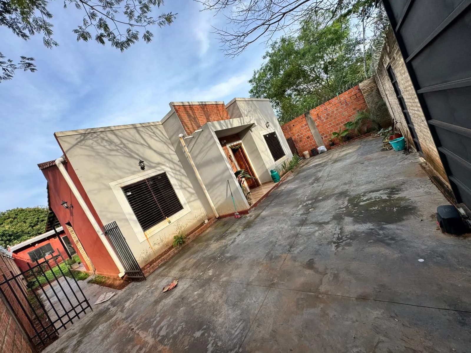 Casa en Venta - Capiatá, foto principal