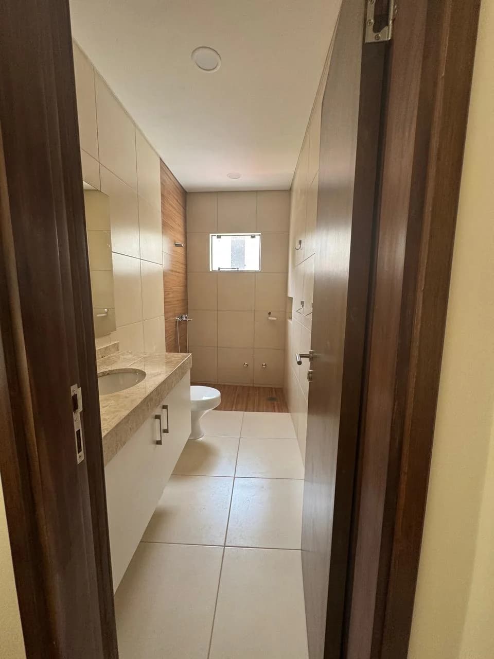 VENDO VIVIENDA UNIFAMILIARES TIPO DÚPLEX en el CUARTO BARRIO de la ciudad de LUQUE.