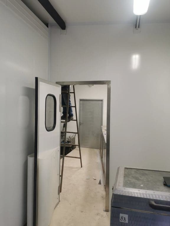 Fabrica laboratorio depósito para productos alimenticios con camaras frigorificas