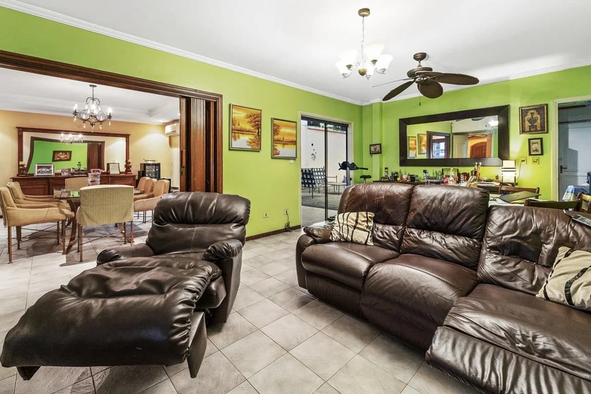 Casa en Venta | Barrio Recoleta Asunción