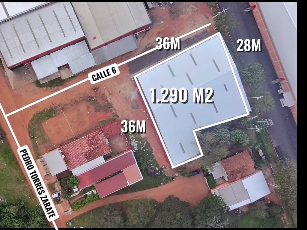 Alquilo depósito de 1.290 m2 construidos, se encuentra en inmediaciones del Aeropuerto con acceso a la ruta