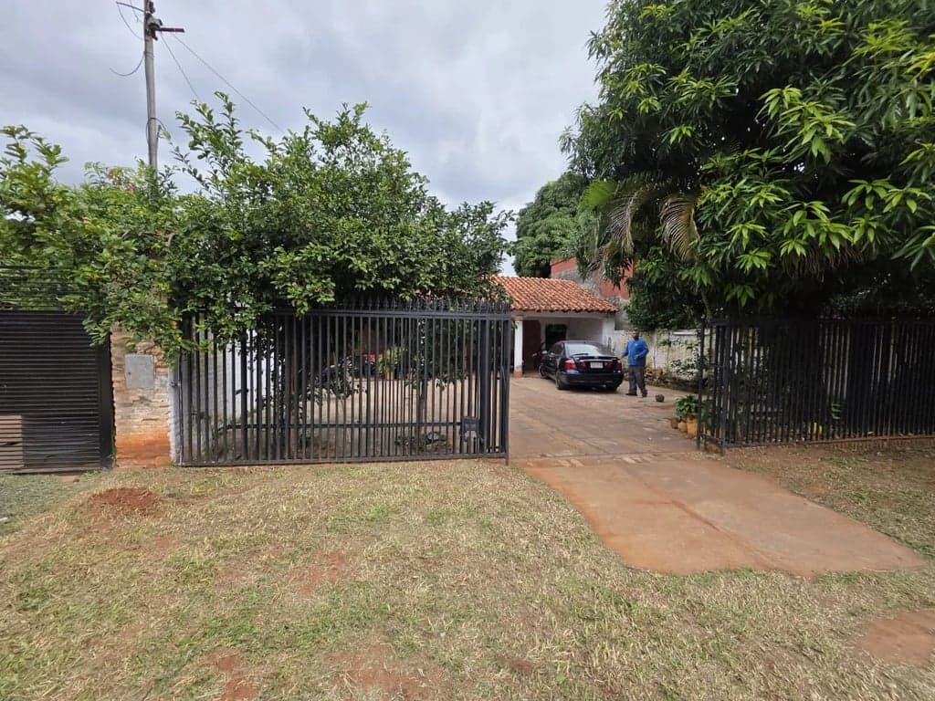 Casa en venta Luque - 31 de Diciembre 