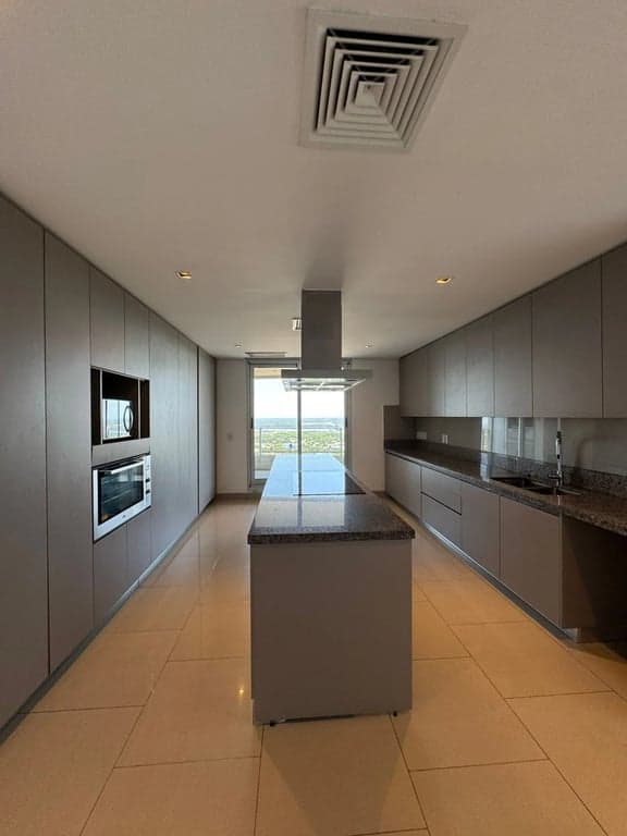 Palacio De Los Patos - Exclusivo Semipiso de Lujo en Alquiler con 4 Dormitorios y Vistas Panorámicas
